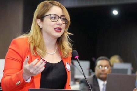 Diputada del PRM insiste en interpelar a Jean Rodríguez por escándalo de espionaje