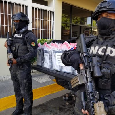 Decomisan 86 paquetes presumiblemente cocaína en SDE