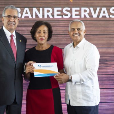 Banreservas dispone RD$6 mil millones para financiar la próxima cosecha de arroz