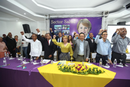 LUCIA MEDINA RECIBE APOYO DEL SECTOR SALUD PARA SENADURÍA DE SAN JUAN