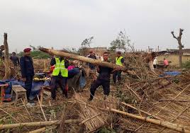 Al menos 30 muertos y 500 heridos deja tormenta en Nepal