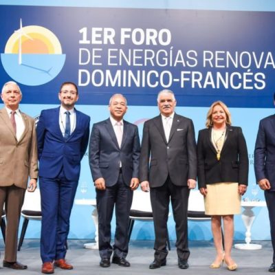 Canciller Miguel Vargas expone sobre el favorable clima de inversión en energías renovables