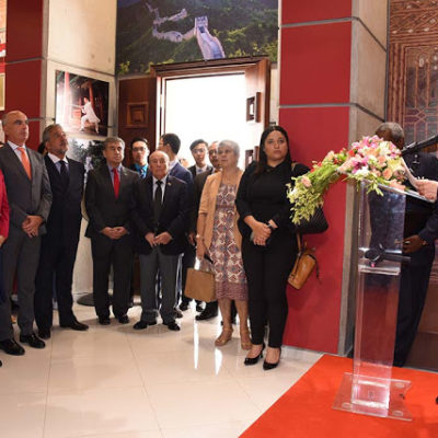 China inaugura su sala museográfica en el Faro a Colón