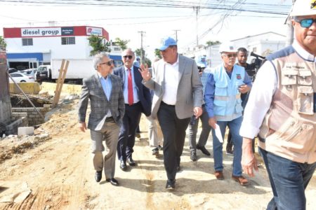 CAASD avanza trabajos de drenaje pluvial en Zona Industrial de Herrera