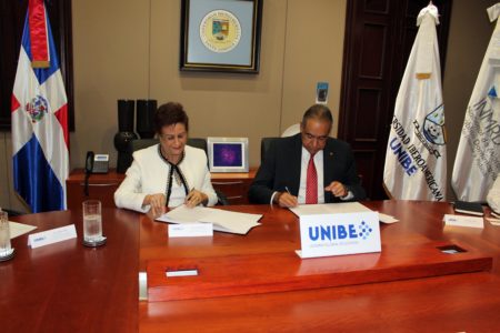 UNIBE y el INM RD firman acuerdo a favor de acciones de investigación en temas migratorios