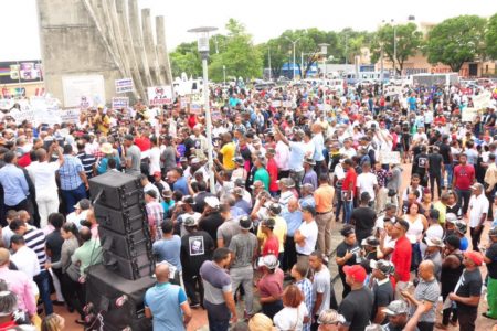 Legisladores y sociedad civil se congregan en San Cristóbal en rechazo a reforma constitucional
