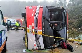 Al menos Nueve fallecidos y 36 heridos en accidente de autobús en el norte de Ecuador