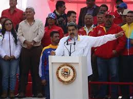 Maduro recicla diálogo luego de un año de reelección