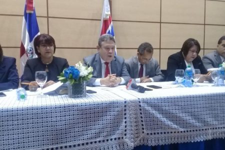 Bienes Nacionales realiza subasta de vehículos, mobiliarios y otros