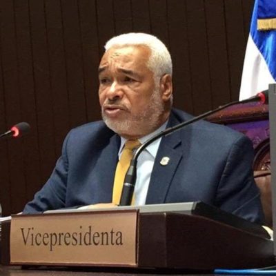 Camacho pide a diputados denunciar casos de corrupción por “vías correspondientes”