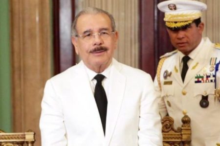 Presidente Medina dice que “pronto” hablará sobre posible reforma constitucional