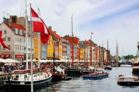 Participación en elecciones danesas sube diez puntos en las primeras horas