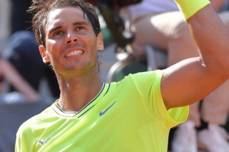 Nadal domina a Federer y jugará su duodécima final en Roland Garros