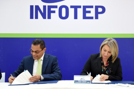 INFOTEP firma acuerdos con empresarios navieros y agentes de carga