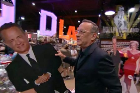 Tom Hanks acepta reto de robar en tienda para Jimmy Kimmel