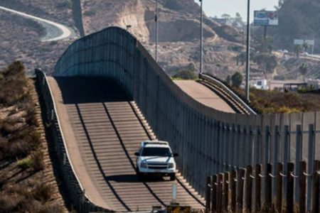 Organizan en EE.UU un teletón para recaudar fondos para el muro fronterizo