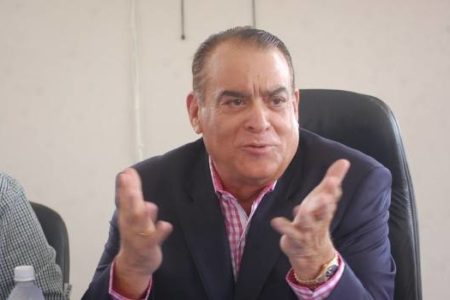 Senador Pedro Alegría afirma que si se somete reforma constitucional la apoyaría