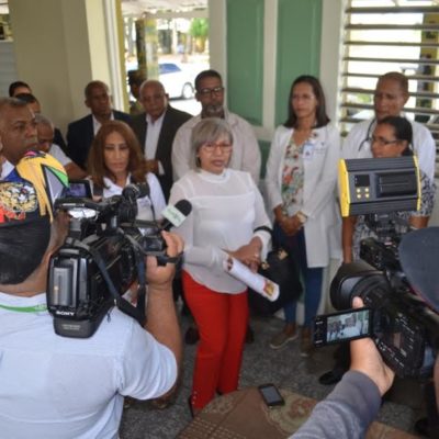 UASD San Francisco lleva asistencia jurídica y médica a reclusos fortaleza Duarte