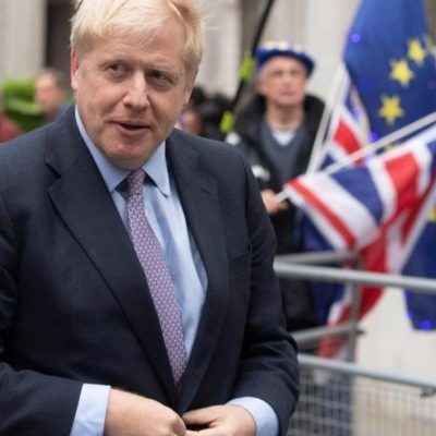 Críticas a Johnson por escribir que países islámicos quedaron “siglos atrás”