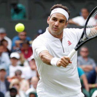 Federer derrota al británico Jay Clarke en Wimbleon