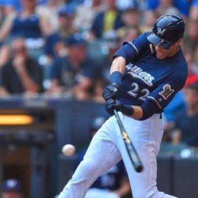 Christian Yelich despacha cuadrangular número 30 en victoria de Cerveceros