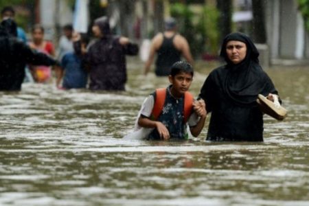 Lluvias e inundaciones matan a más de 500 personas en el sur de Asia