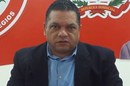 Transportista PRSC dice militarización del Congreso afecta choferes y pasajeros