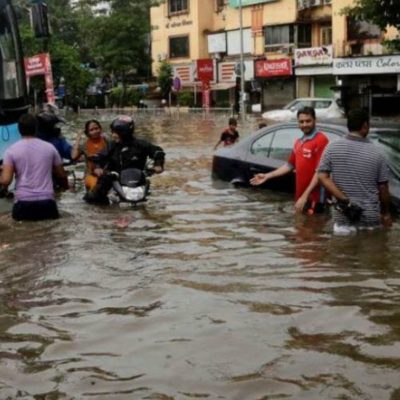 Más de 300 muertos por las lluvias de monzón en India, Nepal y Bangladesh