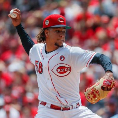 Luis Castillo, en otra gran salida, coqueteó con el no-hitter hasta el octavo, con nueve ponches