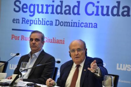 Rudolph Giuliani: reforma constitucional debe ser para el futuro, no para beneficio personal