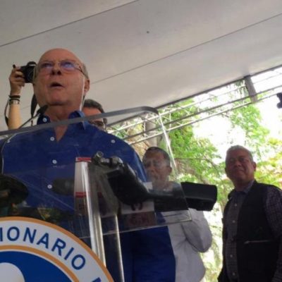 Hipólito Mejía inscribe precandidatura presidencial por el PRM