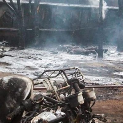 Suben a 100 los muertos al explotar camión cisterna con petróleo en Tanzania