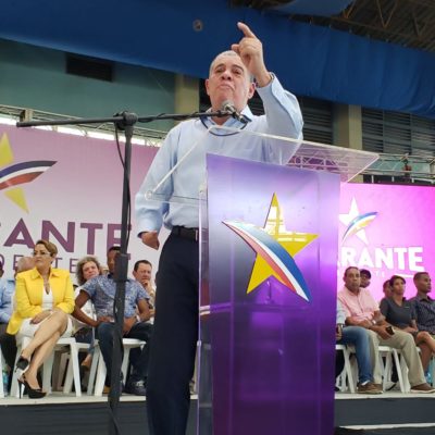 Amarante propone debate y acto conjunto a precandidatos danilistas