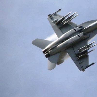 Interceptan un F18 de la OTAN que se acercó a avión ministro de Defensa ruso