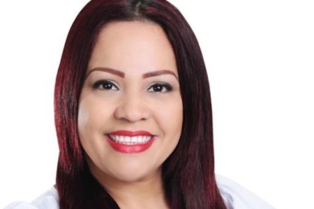 Karen Serrata confía será diputada circunscripción cinco de la provincia Santo Domingo