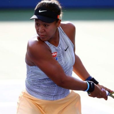 Tenista Naomi Osaka vence a Iga Swiatek y avanza a cuartos de final de Toronto