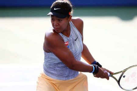 Tenista Naomi Osaka vence a Iga Swiatek y avanza a cuartos de final de Toronto