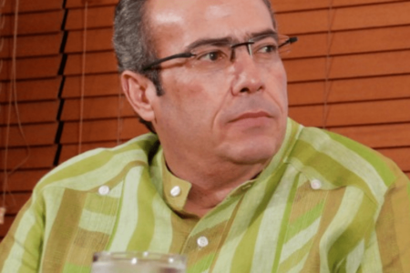 Periodista Julio Martínez Pozo revela supuesto plan de secuestro contra senador Charlie Mariotti