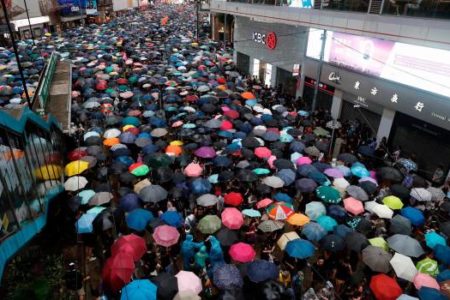 China critica Taiwán por asilo a manifestantes en Hong Kong