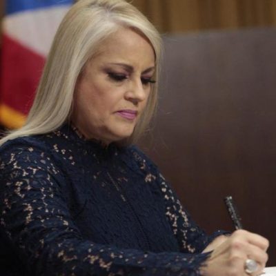 Suspenden las clases y actividad del Gobierno en Puerto Rico por el paso de Karen