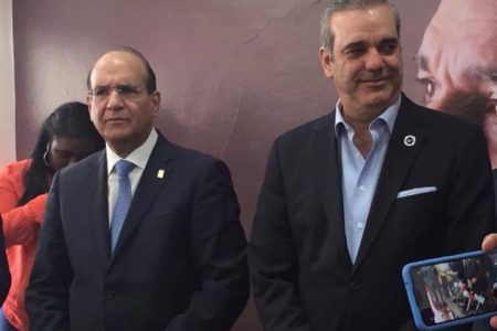 Pleno JCE sostiene encuentro con precandidato presidencial Luis Abinader