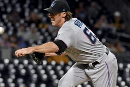 Brian Moran hace historia con ponche a su hermano; ganan Bravos y Cardenales