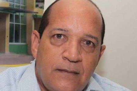 Exgobernador de Montecristi, denuncia fue detenido tras participar en actividades políticas a favor de Leonel