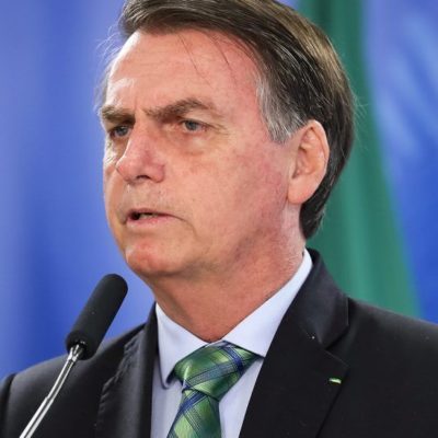 Bolsonaro a Bachelet: “si no fuera por Pinochet, Chile hoy sería una Cuba”