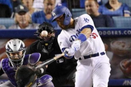 Russell Martin pega jonrón en el triunfo de los Dodgers