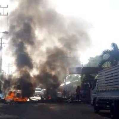 Se registran protestas por arreglo de calles y liceo en comunidad de Sánchez Ramírez