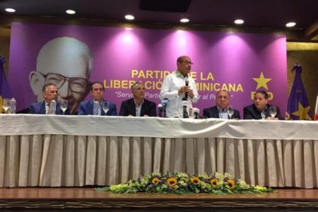 Gonzalo Castillo es el candidato elegido por el danilismo para enfrentar a Fernández