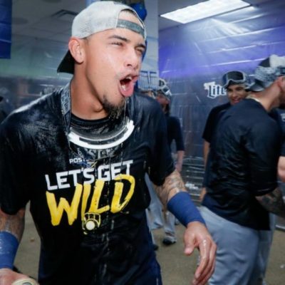 Milwaukee aseguró el pasaje a los playoffs al derrotar a los Rojos