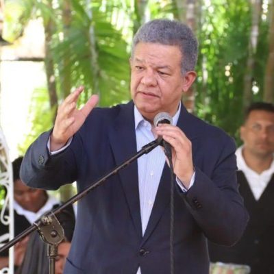 Leonel Fernández afirma no se opone a habilitación presidente Danilo Medina