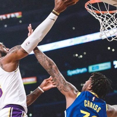 Los Lakers, con James, derrotan 126-93 a los Warriors